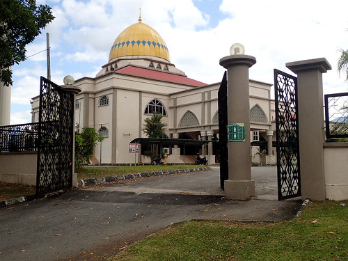 masjid_bandar_utama_batang_kali.jpg